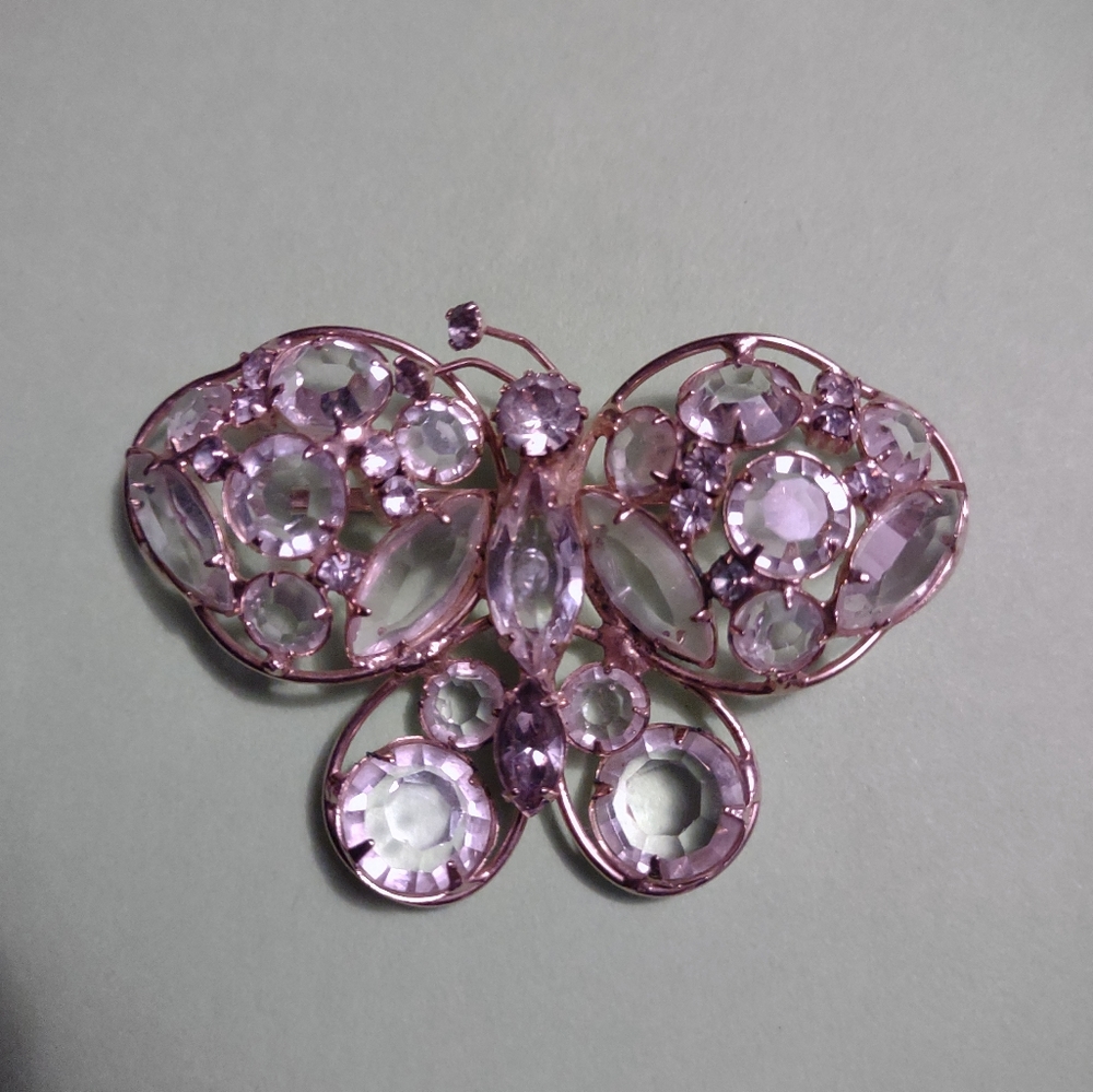 Vtg crystal brooch